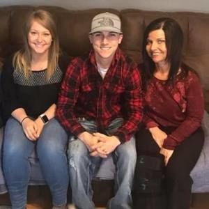 Meet your Posher, Chase